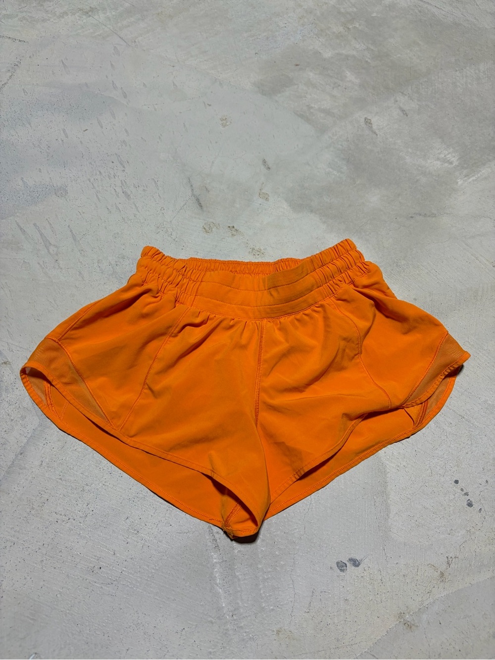 Lululemon Hotty hot Women’s Orange Athletic Shorts 4
